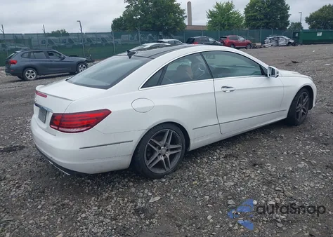 2014 Mercedes-Benz E 350 4Matic z USA, uszkodzony, nr VIN WDDKJ8JB0EF290738